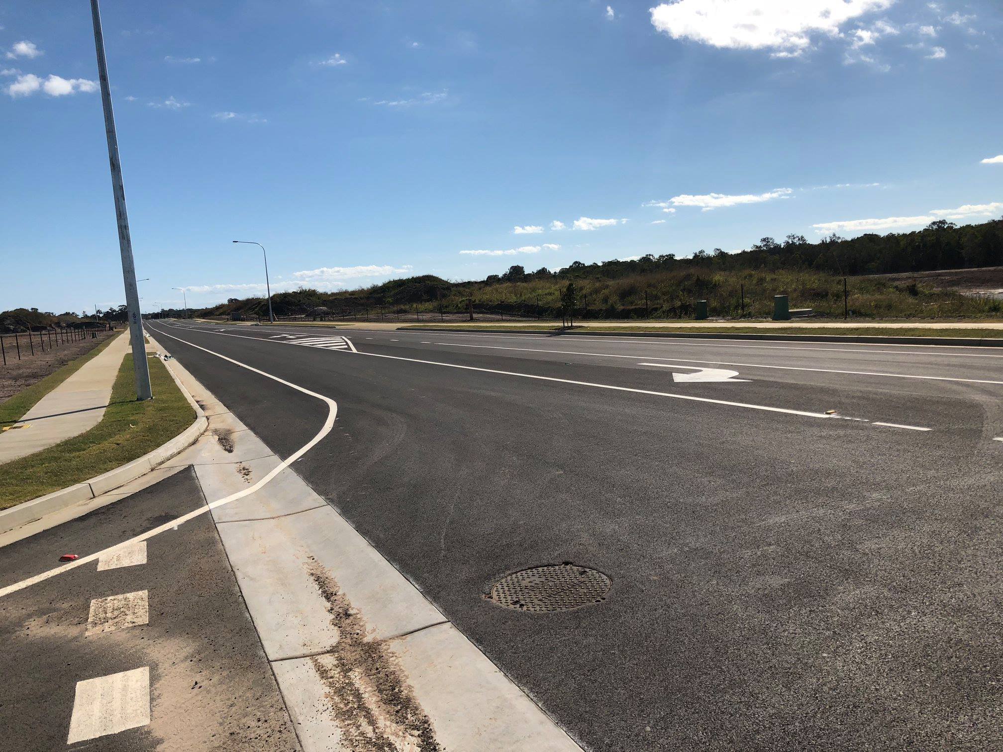 Hervey Bay 1km+ Fence by Fraser Coast Mini Excavations, Spraying